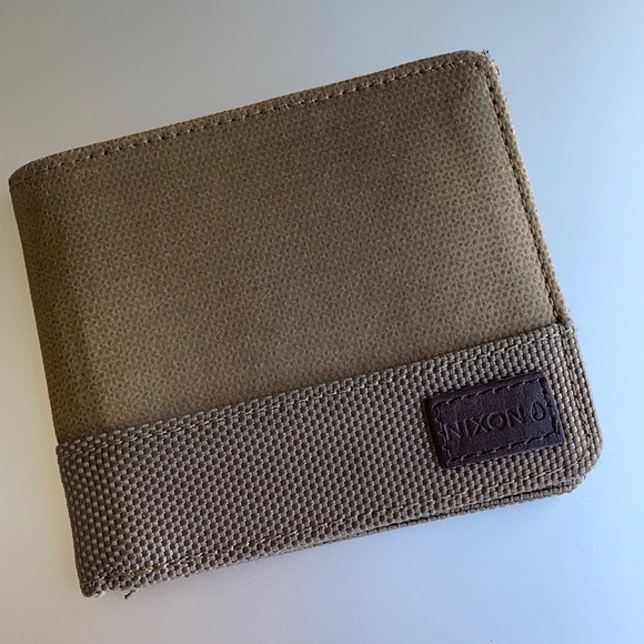 Nixon Other - NIXON SHOWOFF BI-Fold wallet